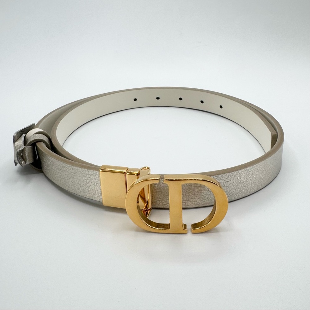 NEW Christian Dior 30 Montaigne CD Logo Reversible Gold Latte White Belt